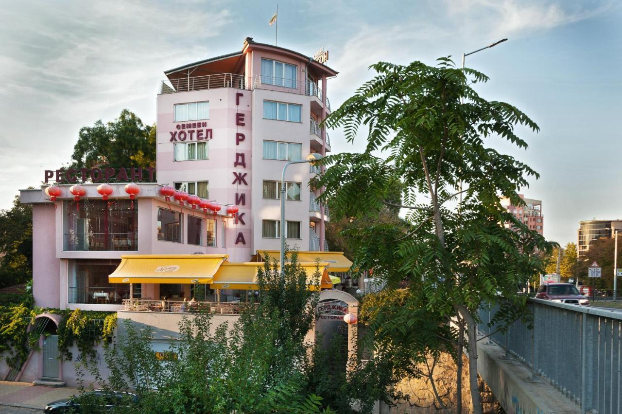 Family Hotel Gerdjika Plovdiv Ngoại thất bức ảnh