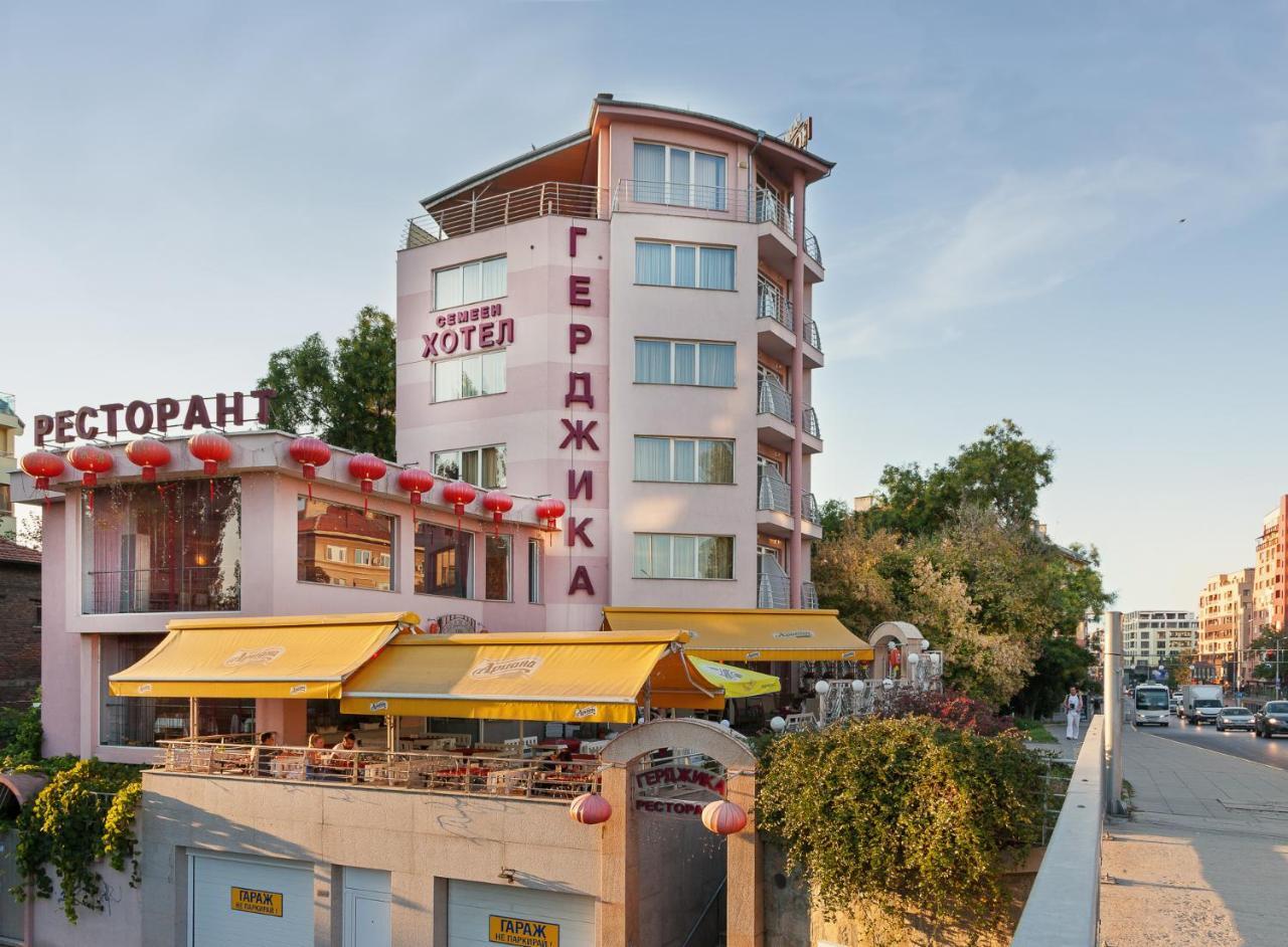 Family Hotel Gerdjika Plovdiv Ngoại thất bức ảnh